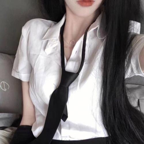 真少爷摆烂心死后,姐姐们都慌了