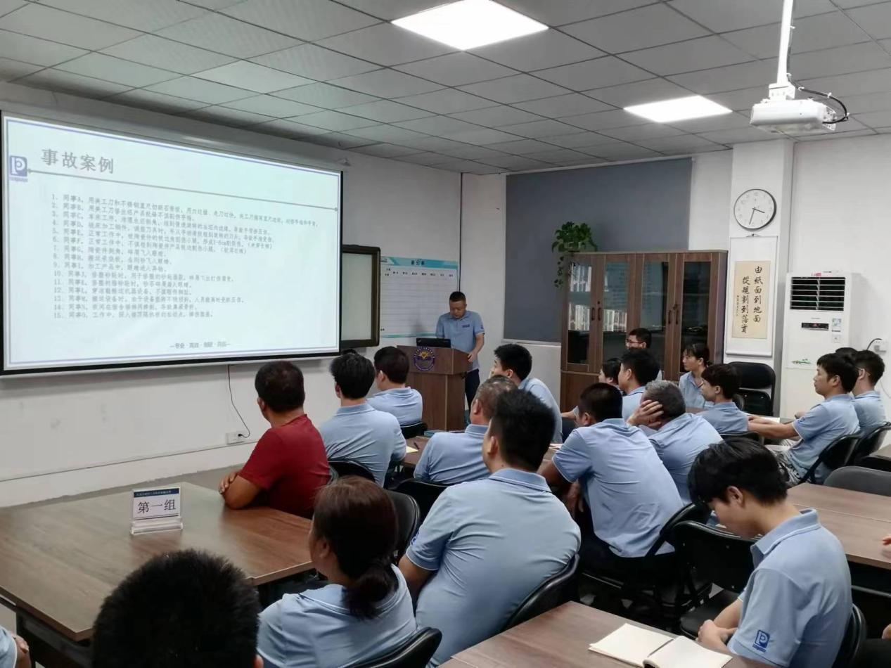“安全生产月”来袭，港澳宝奥苹果手机应急预案培训筑牢防线